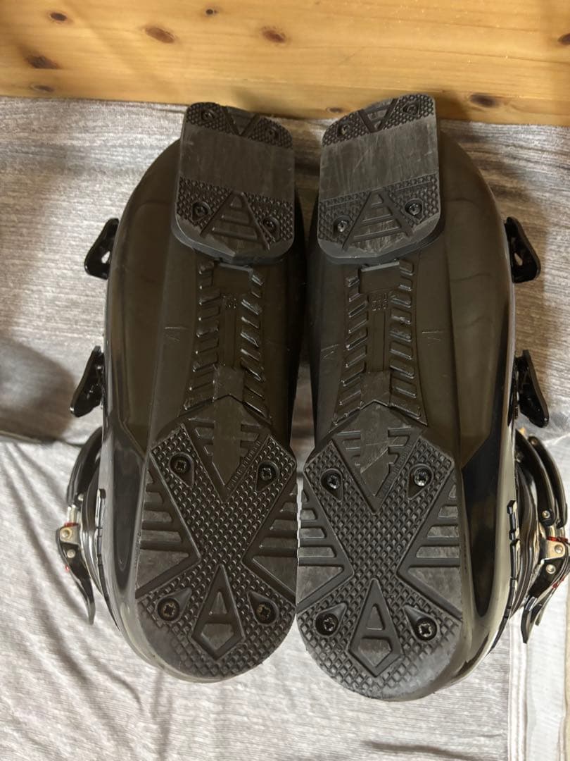 user _……… 専用スキー板等4点セット