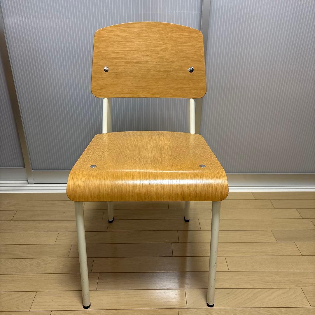 Vitra Prouvé Collection デスクチェア　白