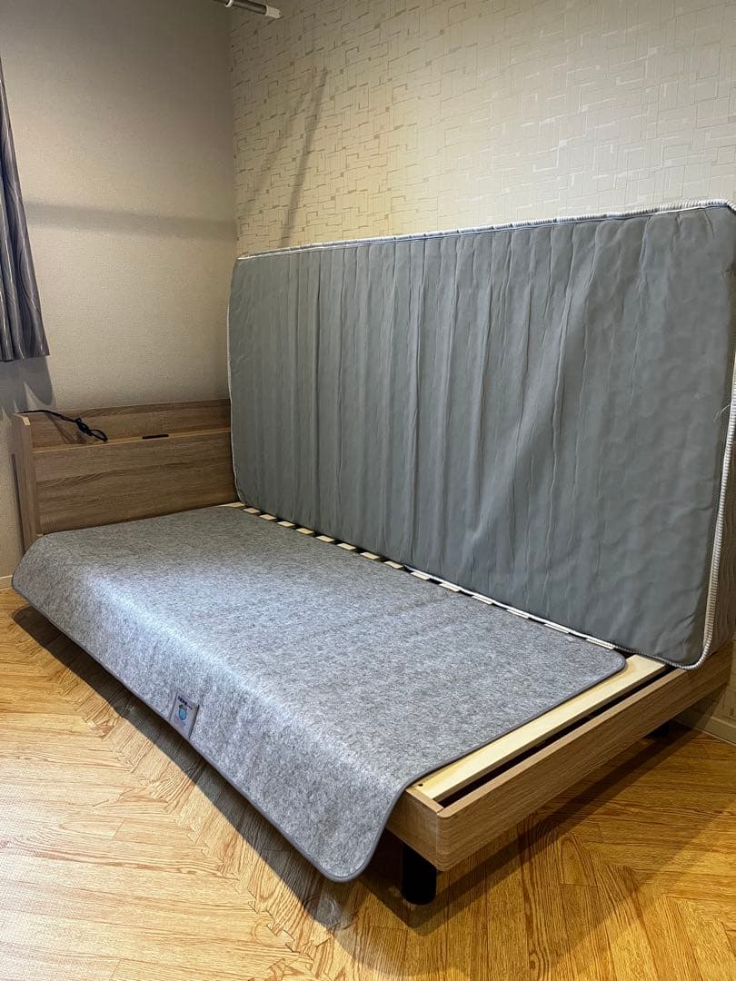 【引き取り限定】ニトリシングルベッドフレーム+マットレス+除湿シート