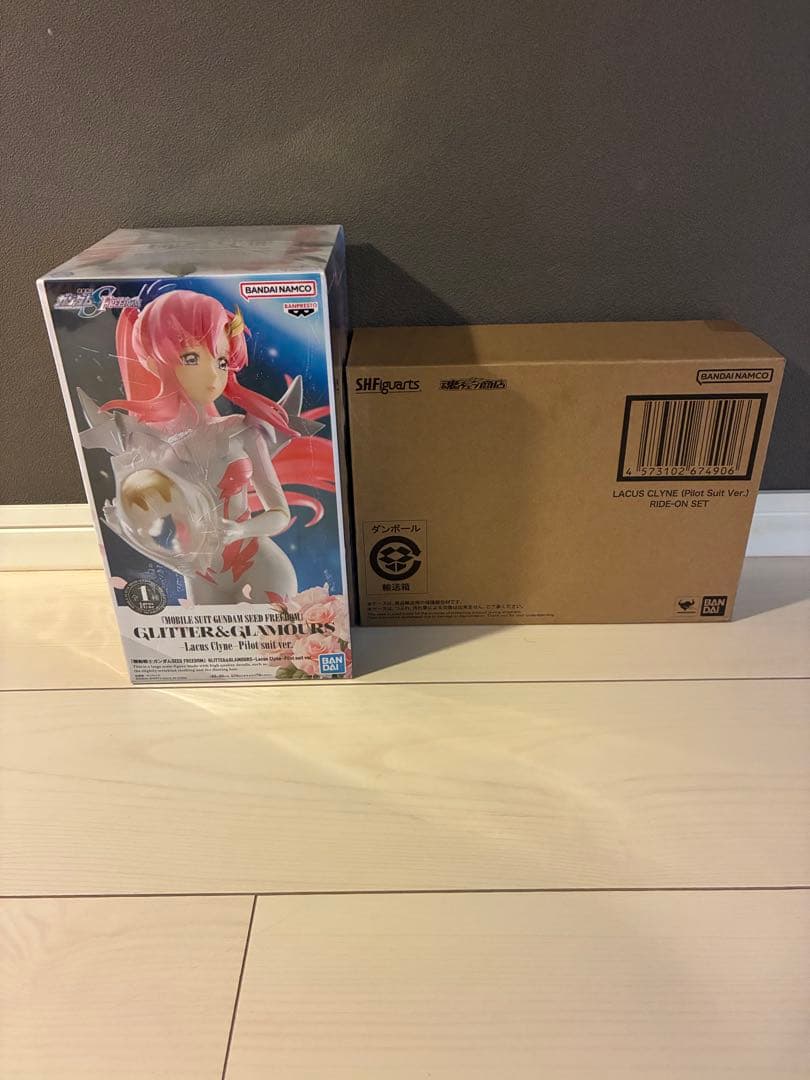 S.H.F iguartsラクスクラインパイロットスーツVer おまけ付き