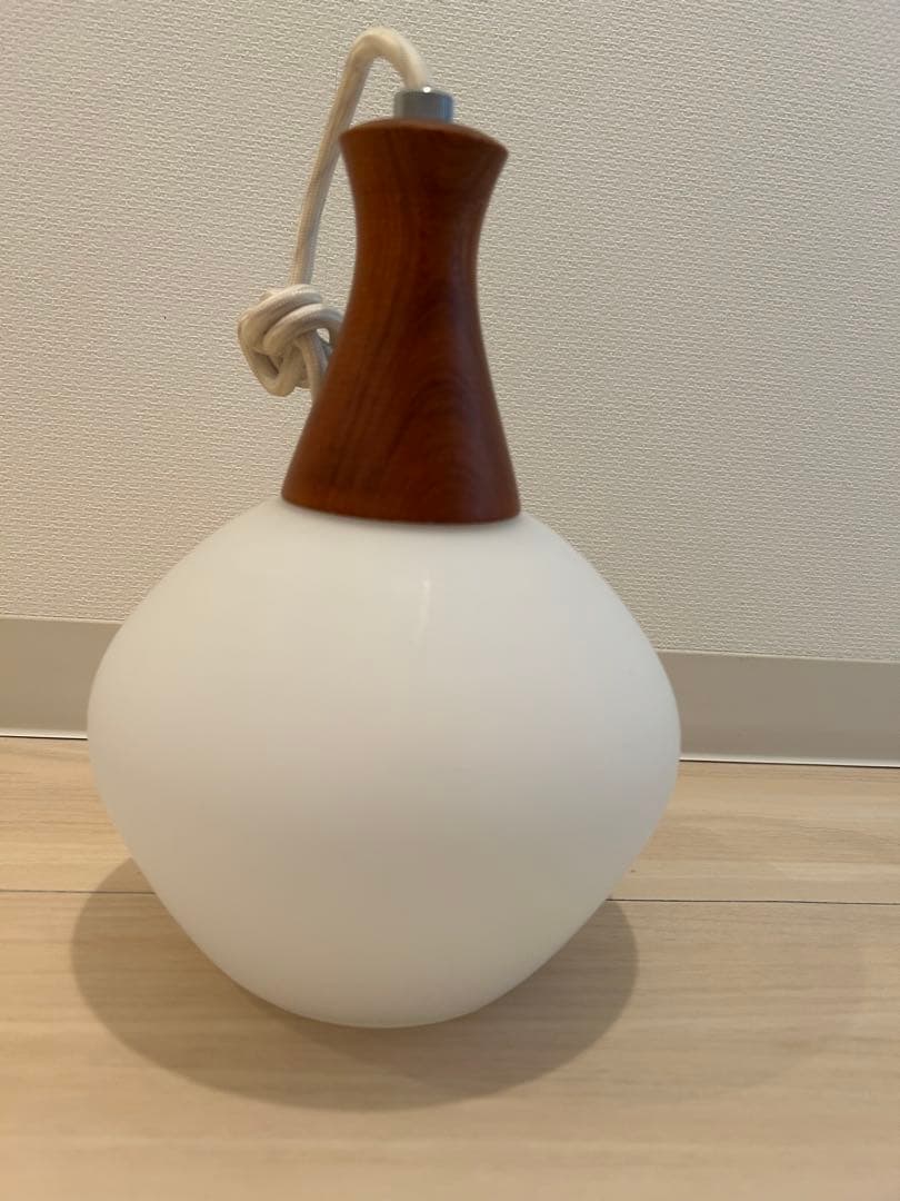 ガラス　ペンダントライト