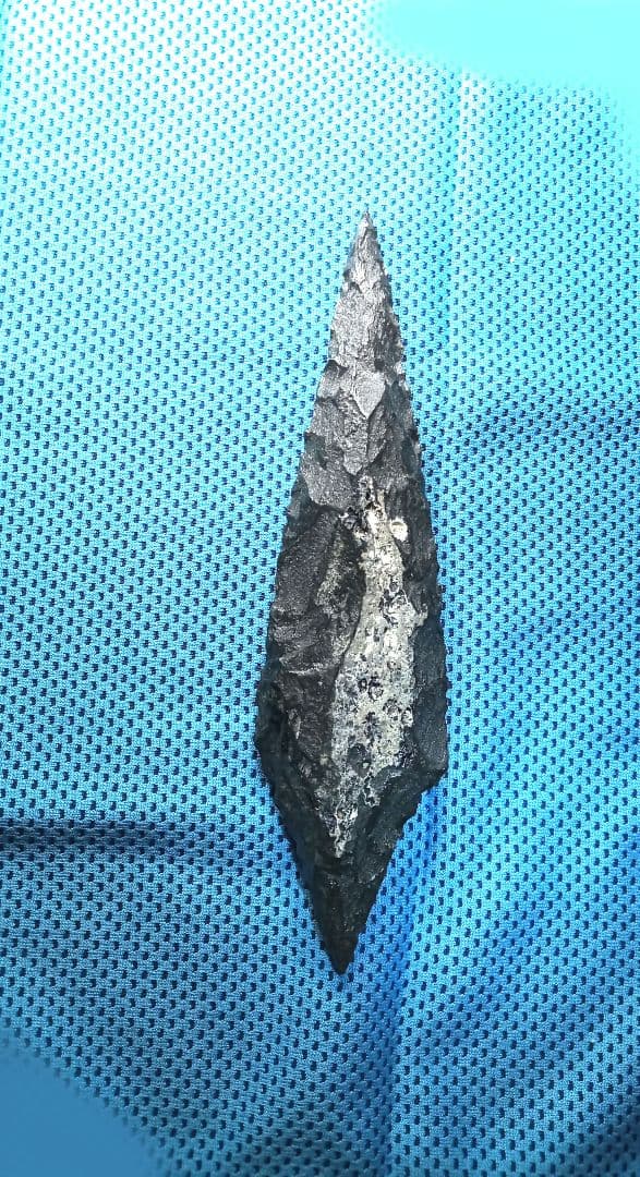 旧石器時代 尖頭器 石器 397 ほぼ完品　サヌカイト模写