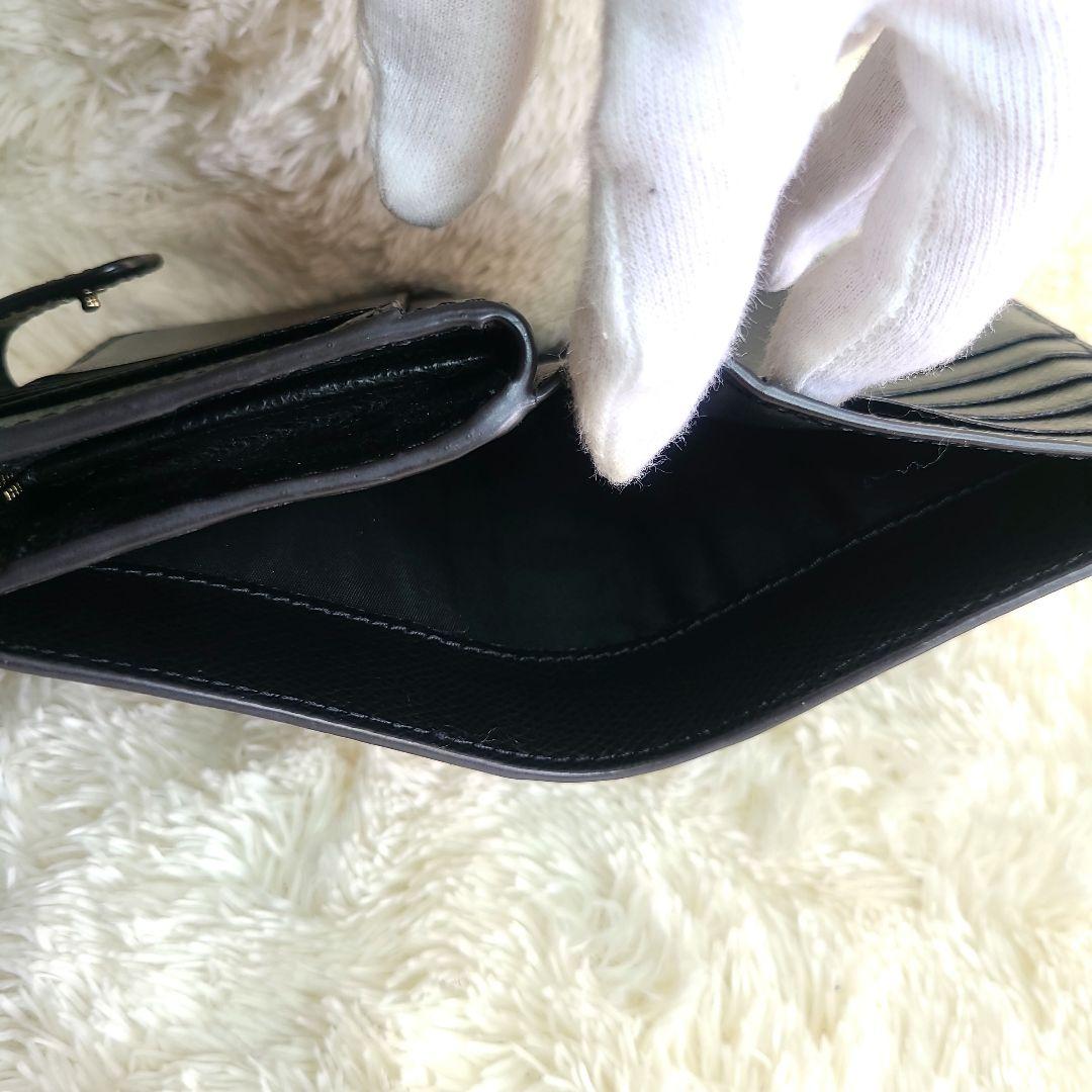 FURLA フルラ カメリア 二つ折り財布 現行ロゴ レザー ブラック