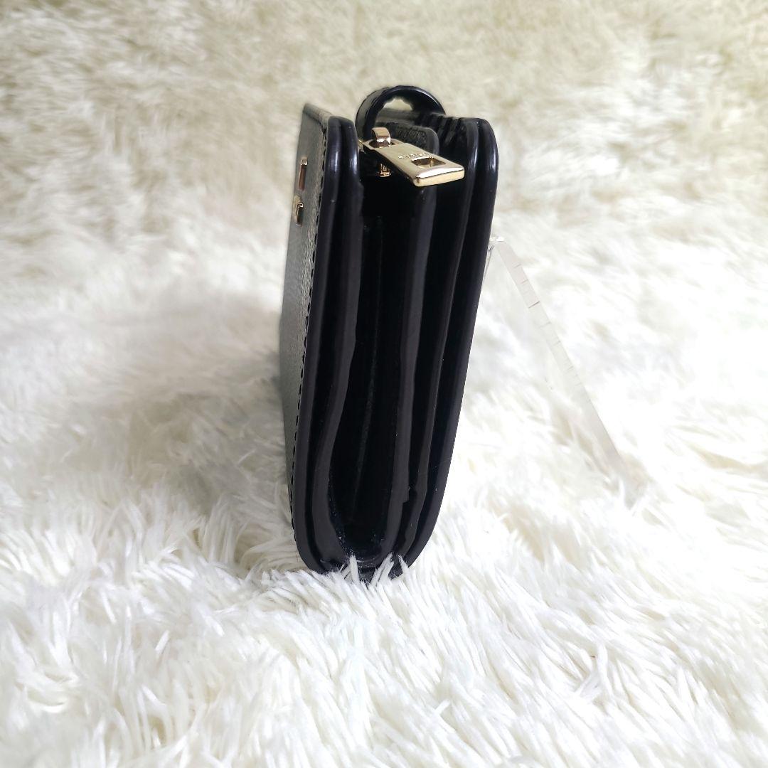 FURLA フルラ カメリア 二つ折り財布 現行ロゴ レザー ブラック