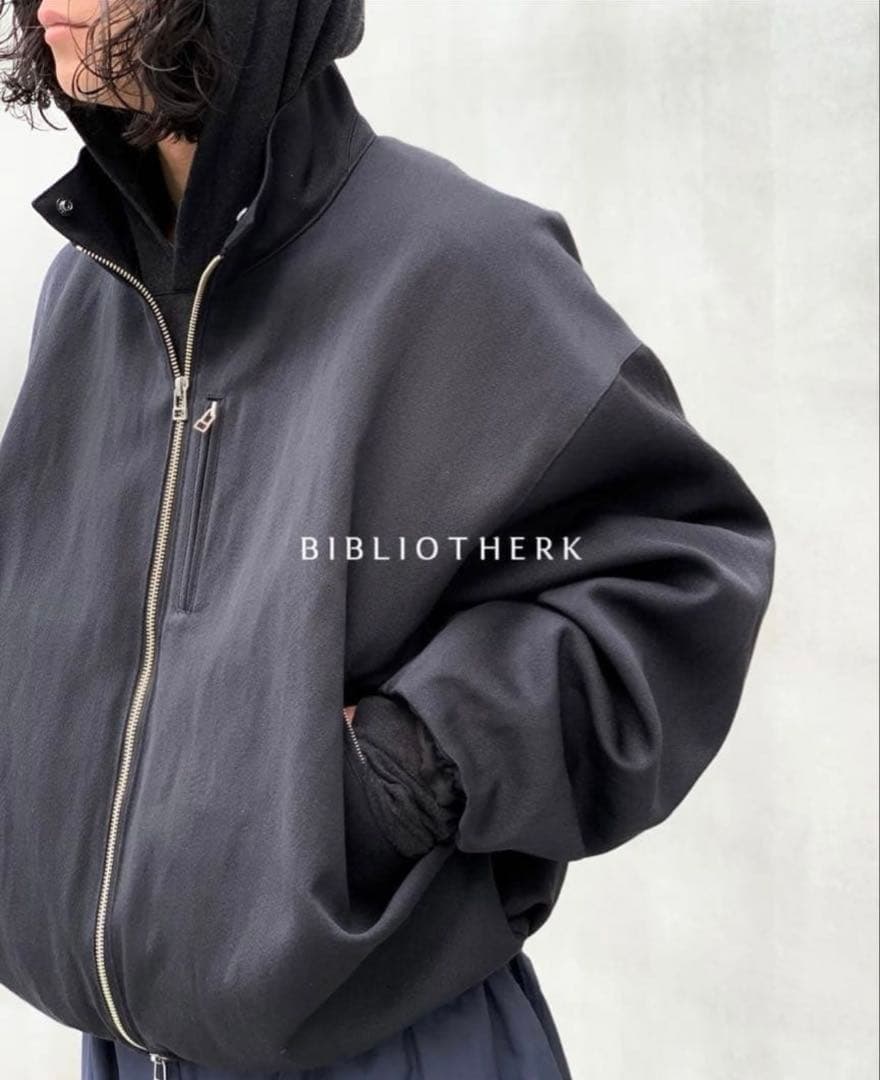 d*3様 GARDEN別注 BIBLIOTHERK DRAPED TRACKSU