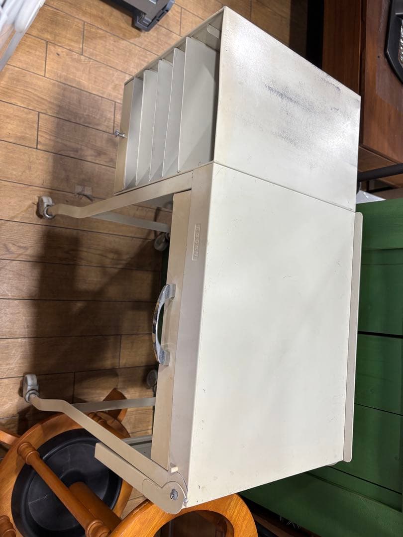 T87 タイプライターデスク