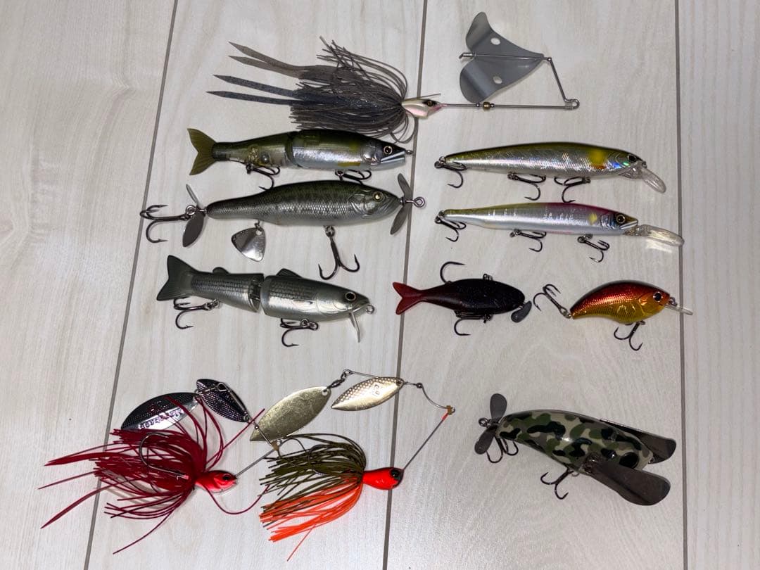 ハードルアー 11個、ソフトバイブ1個セット