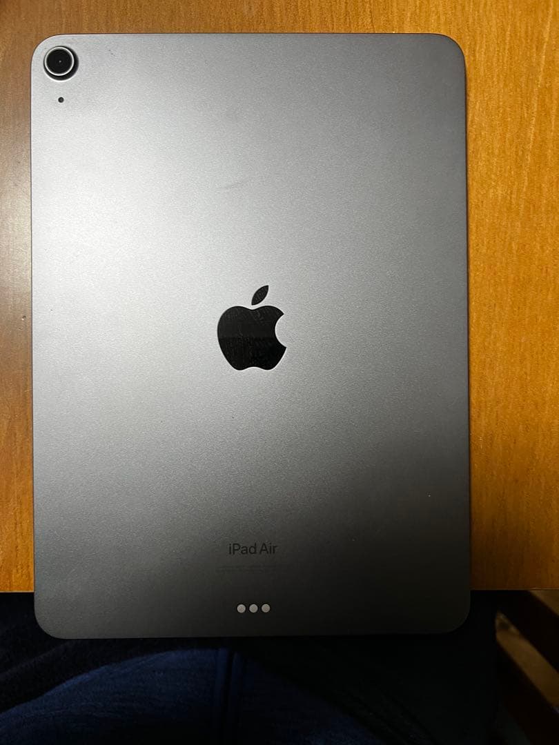 Apple iPad Air 第５世代 ６４ＧＢWi-Fiスペースグレー