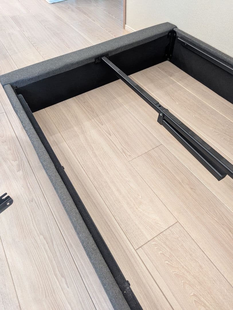 ZINUS 布張り ベッドフレーム シングル