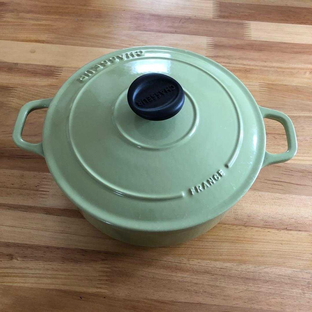 CHASSEUR グリーン 両手鍋 20cm