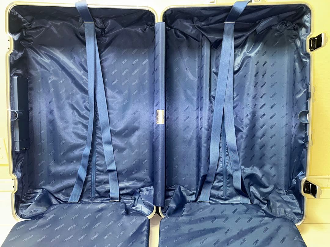 リモワ　トパーズ RIMOWA TOPAS E-Tag 4輪 TSAロック