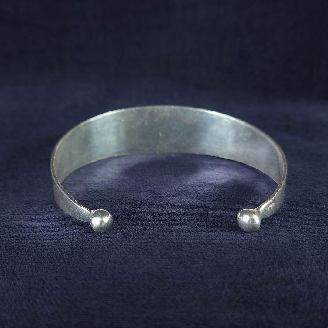 【モロッコ直輸入】トゥアレグ族 シルバーアクセサリーバングル