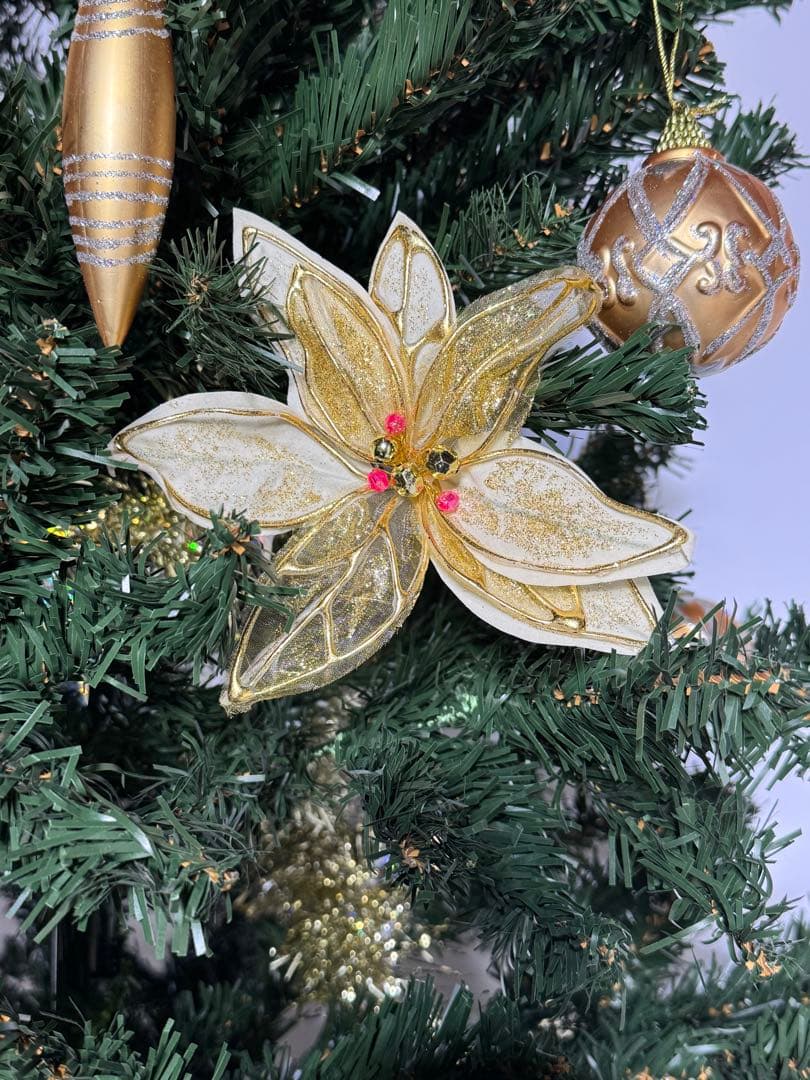 ゴールドのオーナメント　クリスマスツリー 約180cm