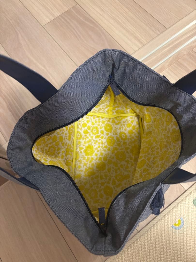 2024年 春のファミリアショー デニム トートバッグ