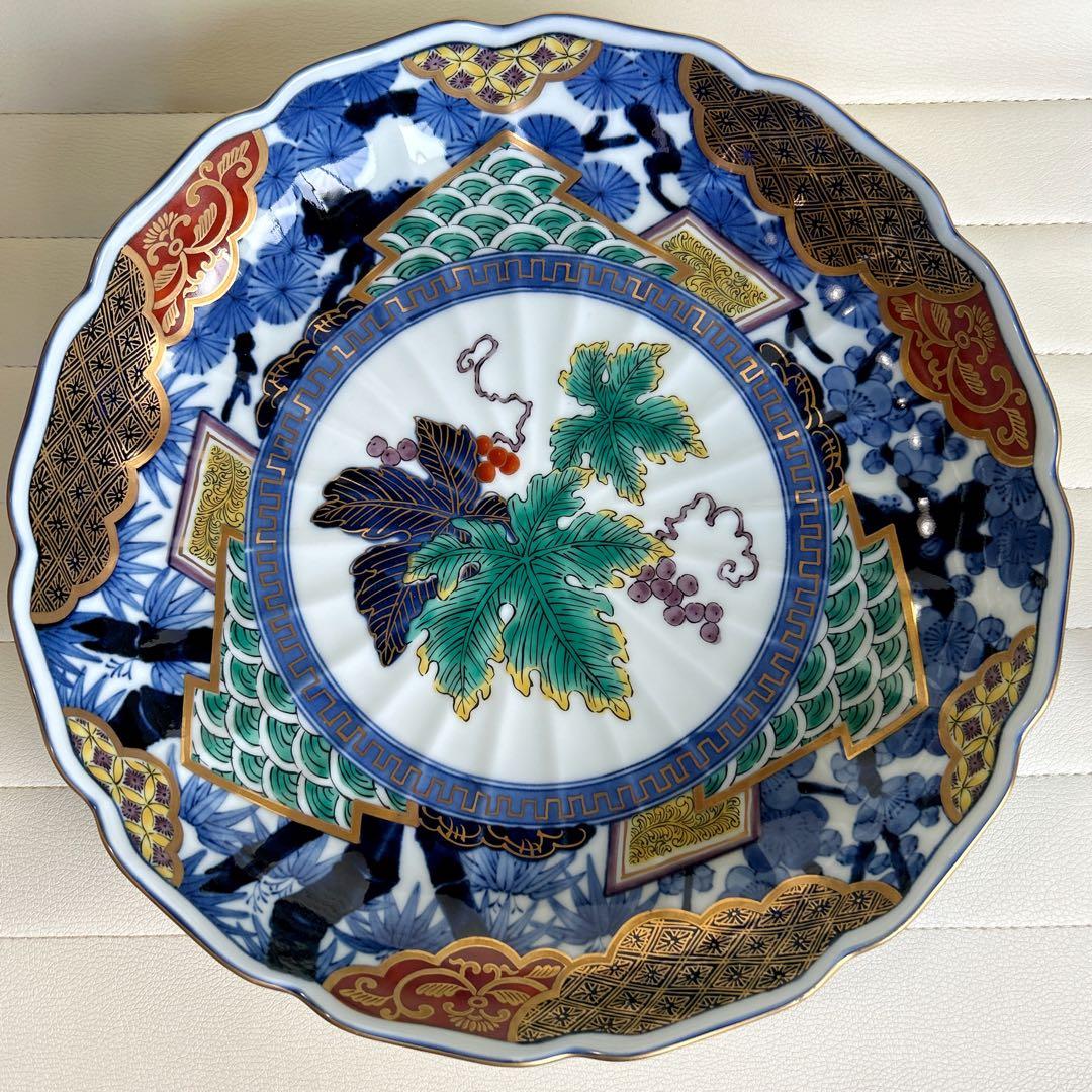 第一陶器　翔山窯　豪華絢爛　大皿　盛皿　金彩古伊万里　染付松竹梅　色絵　菊割皿