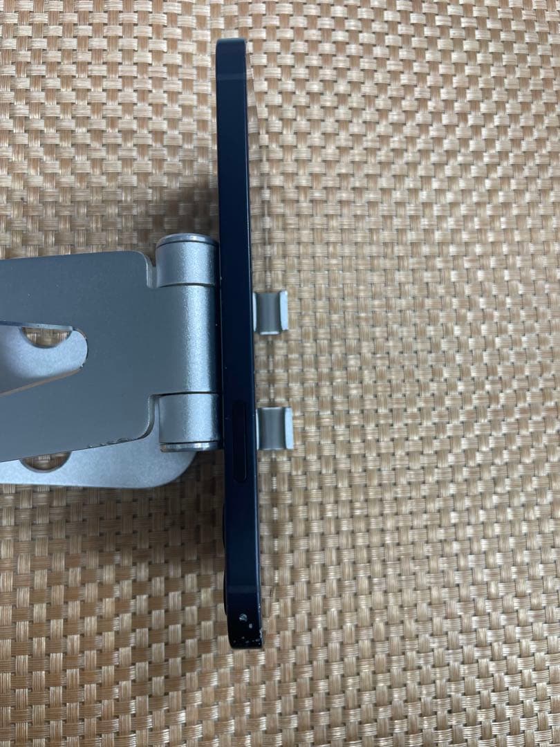 iPhone 12 128 GB ブラックSIMフリー【7772】