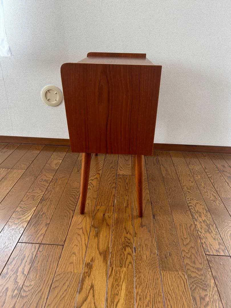 デンマーク北欧60年代ビンテージ キャビネット ソーイングテーブルワゴン