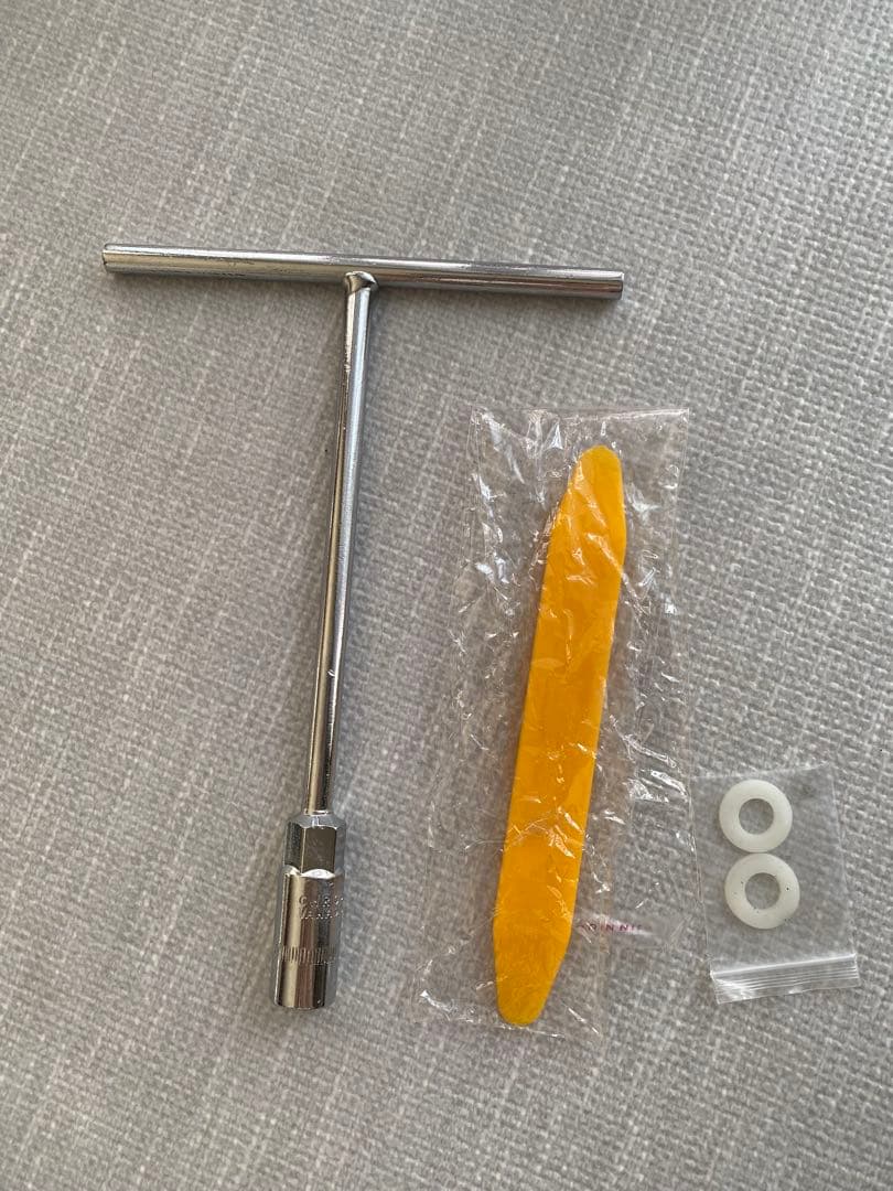 新型ステップワゴン　アームレスト