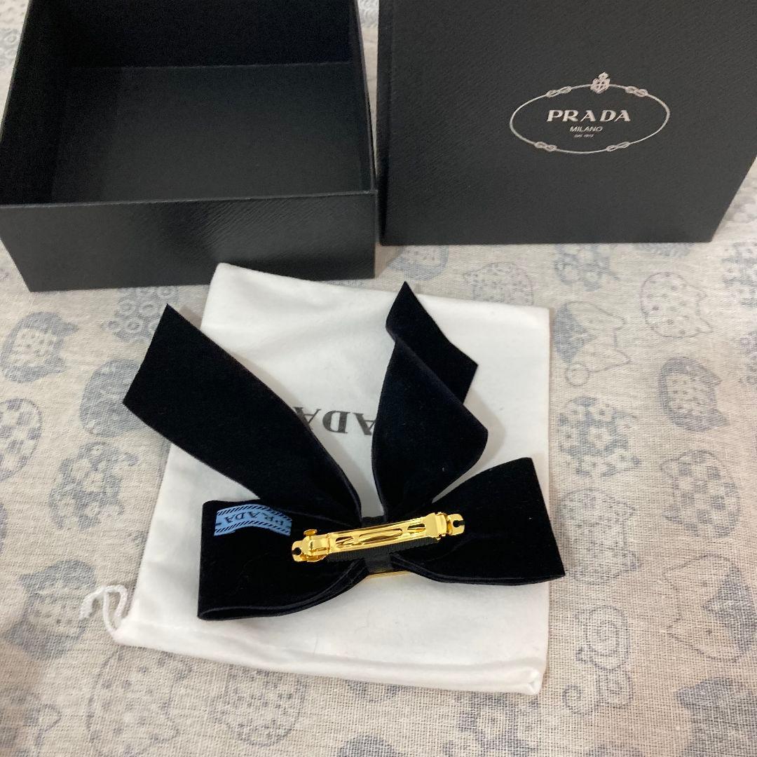 PRADA ベルベット リボン ヘアクリップ ブラック×ゴールド