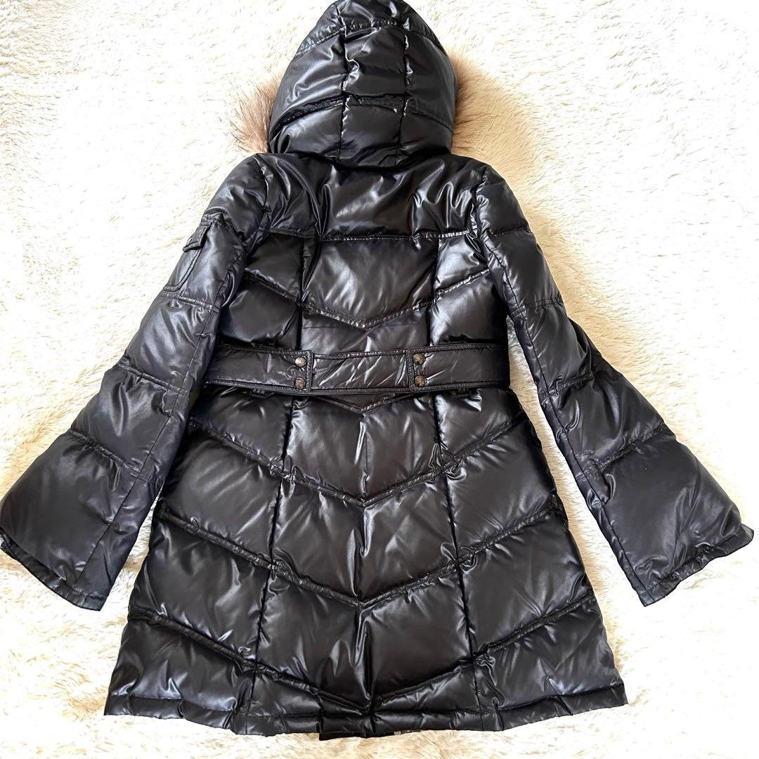 バーバリーブルーレーベル ダウンコート 裏地チェック ブラック ラクーンファーM