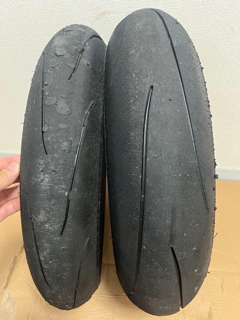 ダンロップQ5 バリ山中古前後セット110/70/17、140/70/17