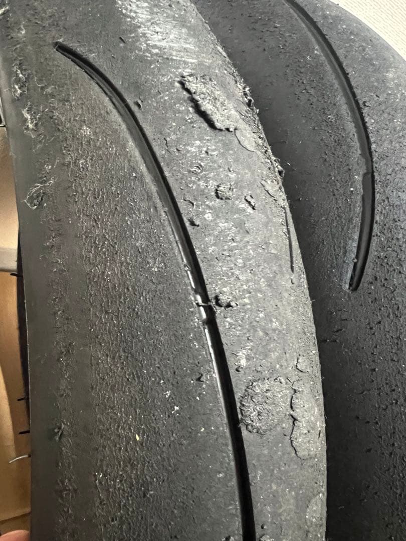 ダンロップQ5 バリ山中古前後セット110/70/17、140/70/17