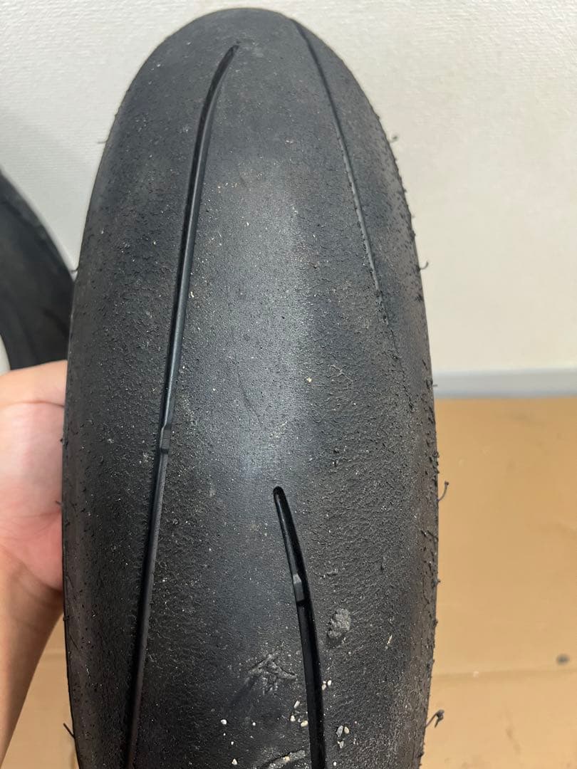 ダンロップQ5 バリ山中古前後セット110/70/17、140/70/17