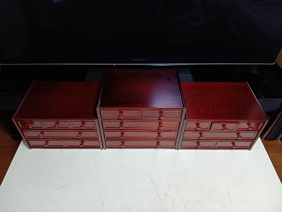希少　1970's　ローズウッド　仕上げ　３分割式　小引き出し　１７杯　美品