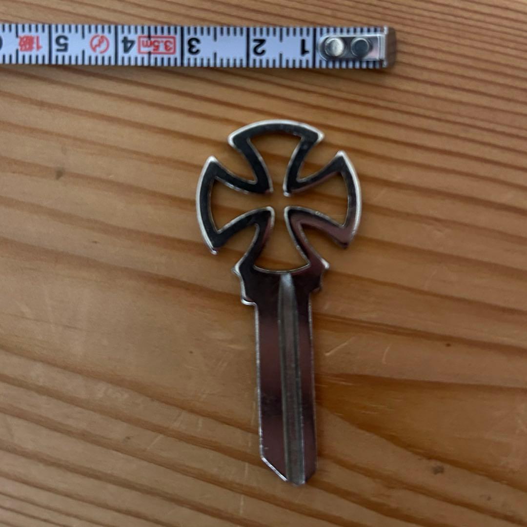 INDEPENDENT 鍵 キー　インディペンデント