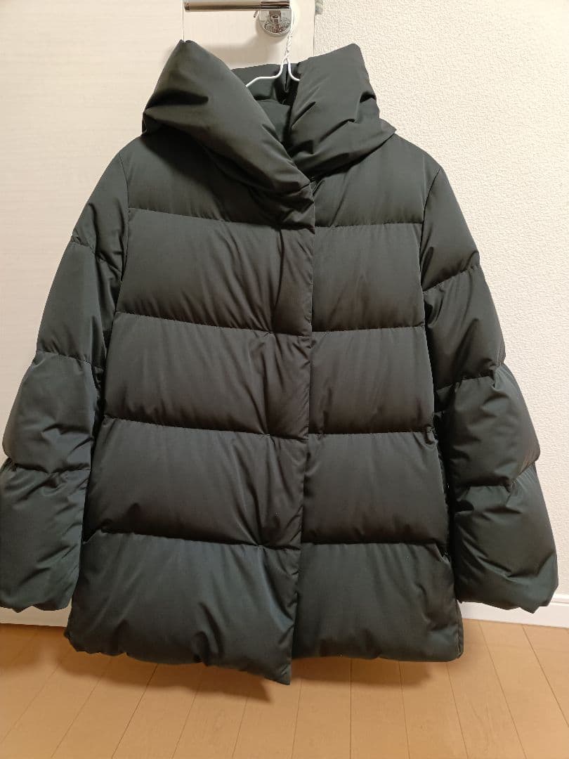 美品　パウダーフィールダウンショートコート　Mサイズ　ユニクロ