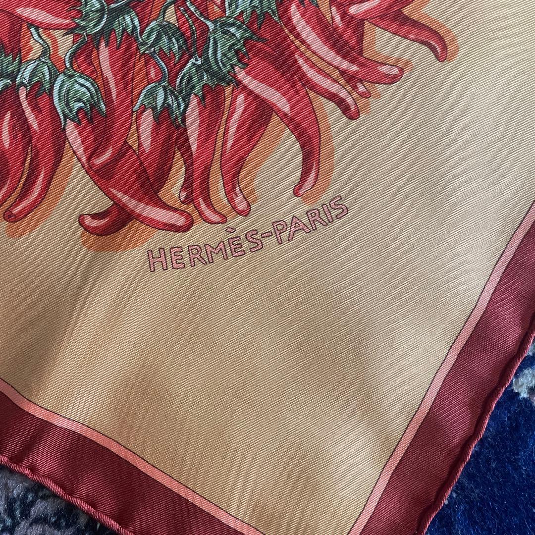 Hermès シルクスカーフ チリペッパー