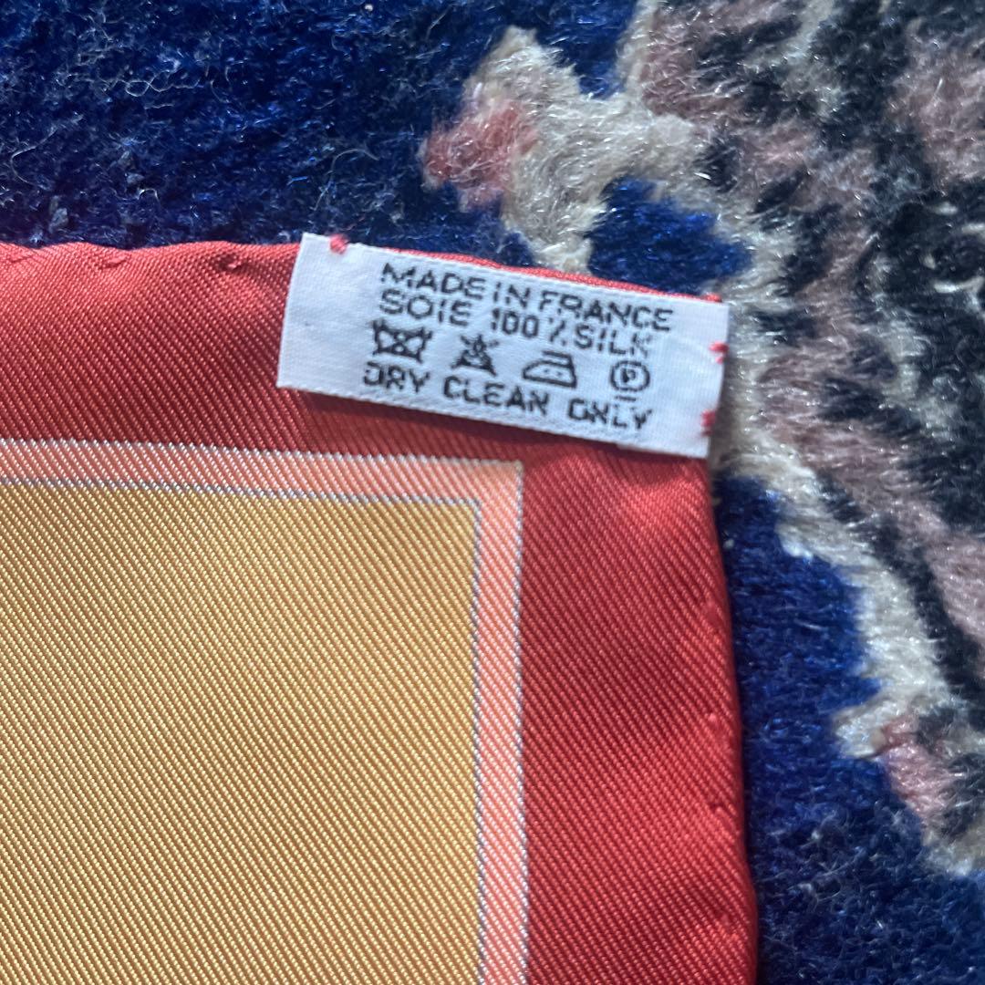 Hermès シルクスカーフ チリペッパー