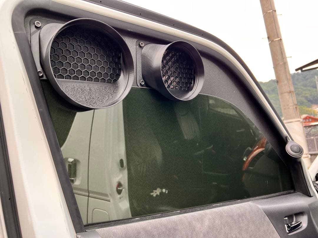 ハイエース用 エコフロー ウェイブ2 . 3 吸換気ダクトプレート 組立済 即納