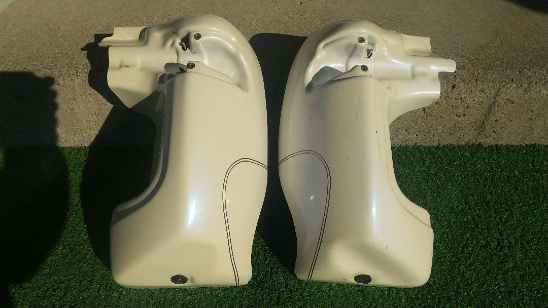 ハーレーウルトラ用ロワーフェアリング、サイドボックス蓋セット