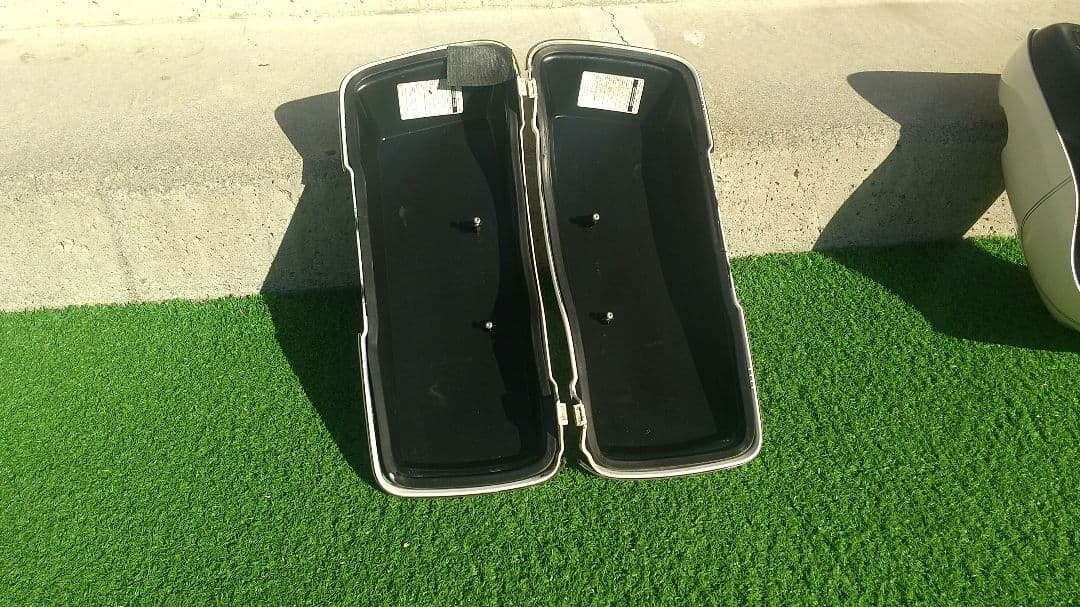 ハーレーウルトラ用ロワーフェアリング、サイドボックス蓋セット