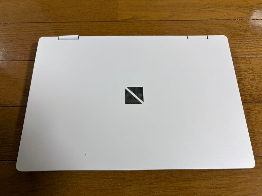 NEC 13.3インチ ノートPC ホワイト　ジャンク