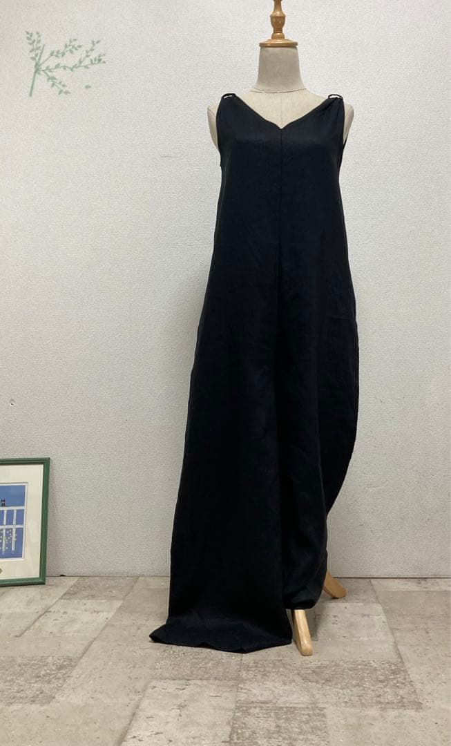 新品未使用タグ付ツルバイマリコオイカワリボン付ロングオールインワン34ブラック