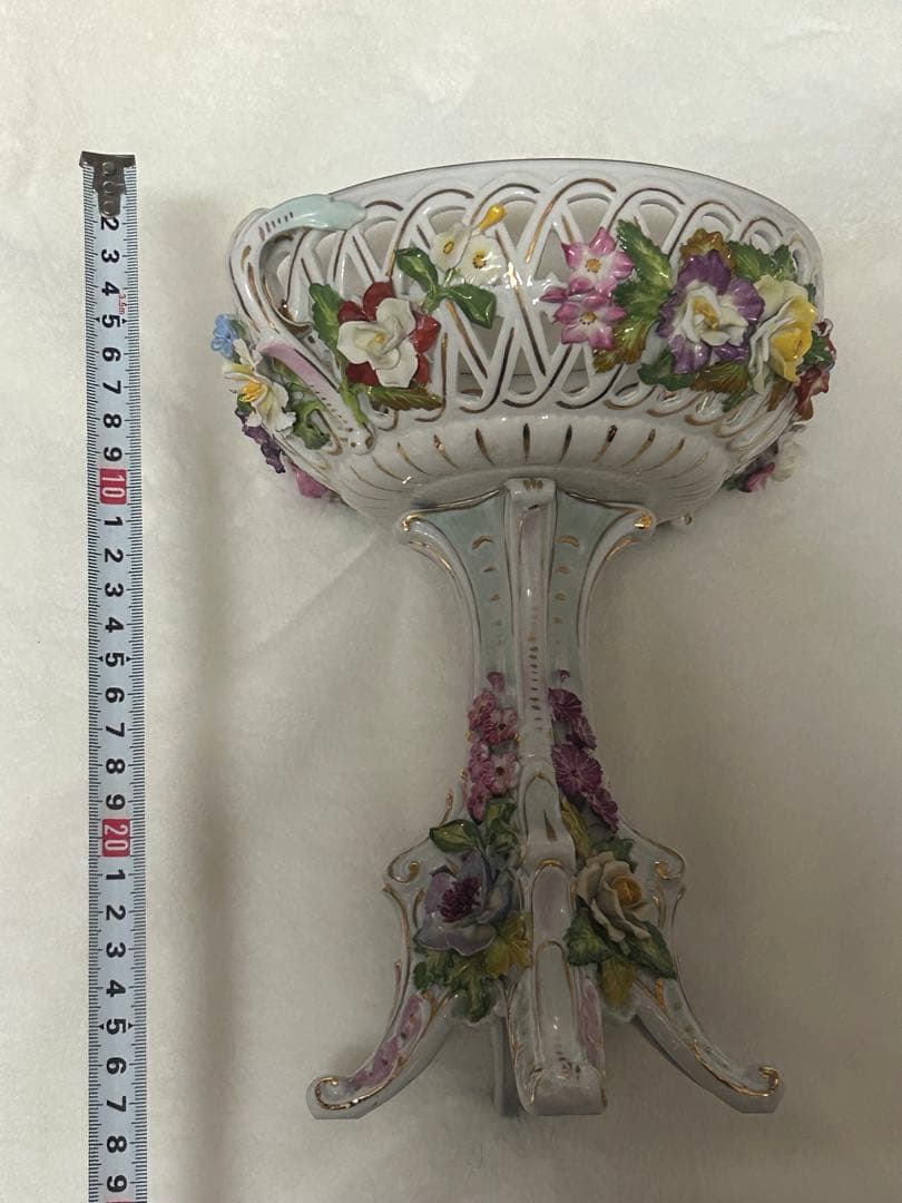 ドレスデン　「花文透かしコンポート」