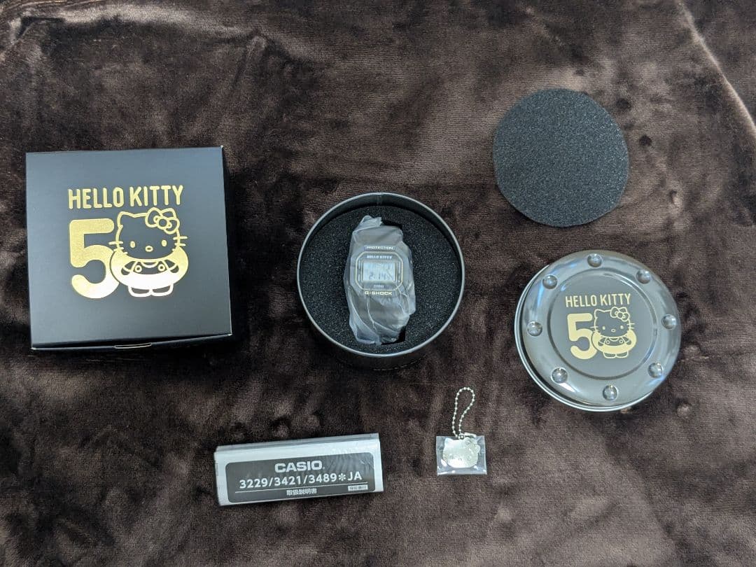 ハローキティ50周年記念G-SHOCK コラボ限定モデル新品