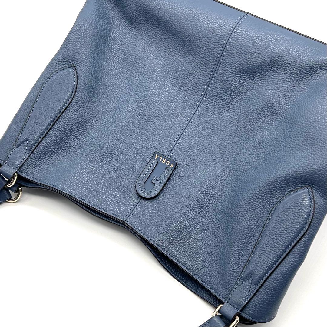 【極上美品】正規店購入 フルラ レザー トートバッグ 肩掛け 大容量 綺麗 青系