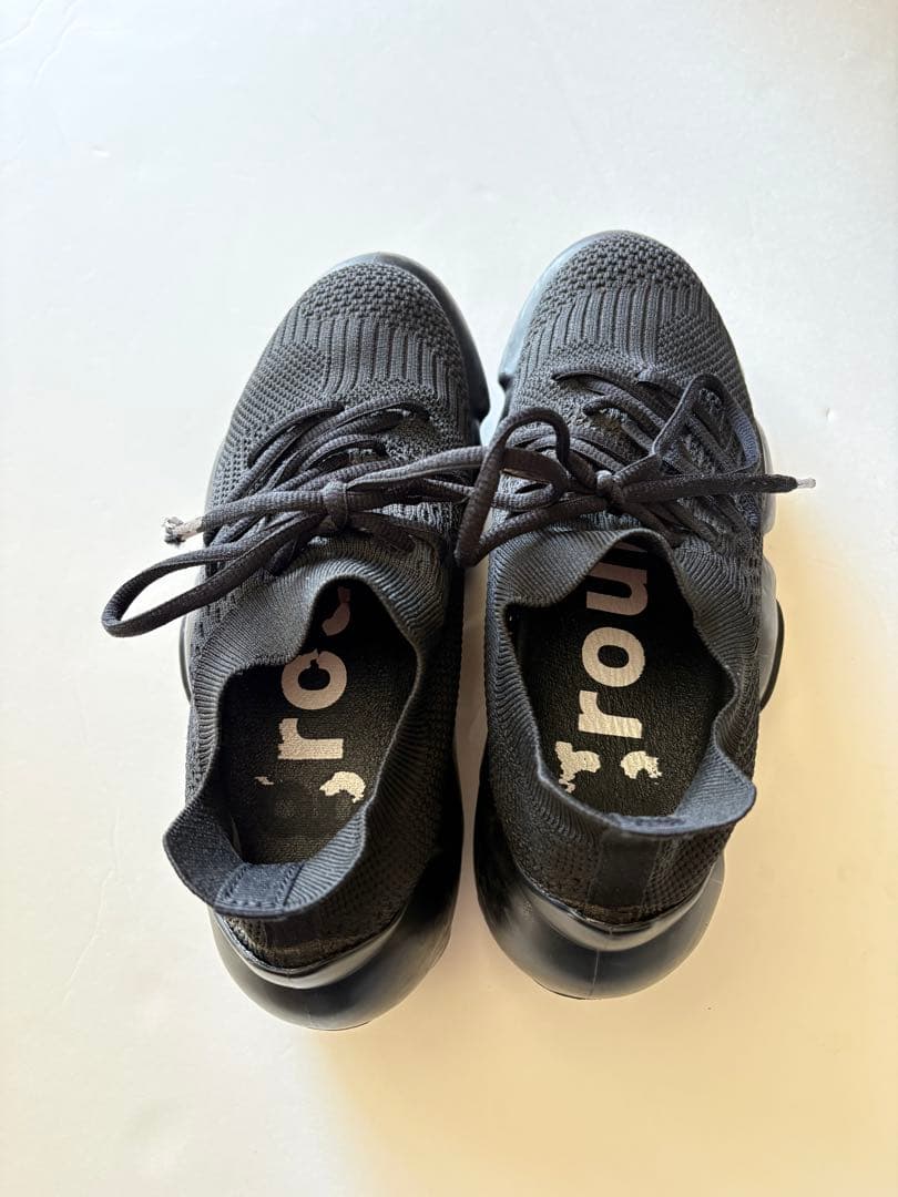 靴 grounds MOOPIE PAINT