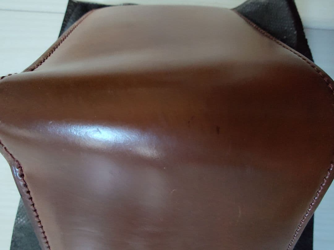 Flathority 二つ折り財布 シェルコードバン　バーボン