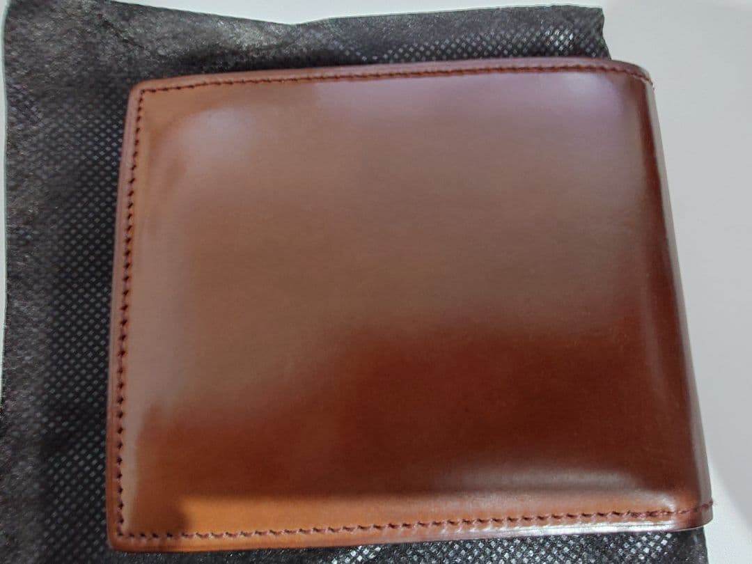 Flathority 二つ折り財布 シェルコードバン　バーボン