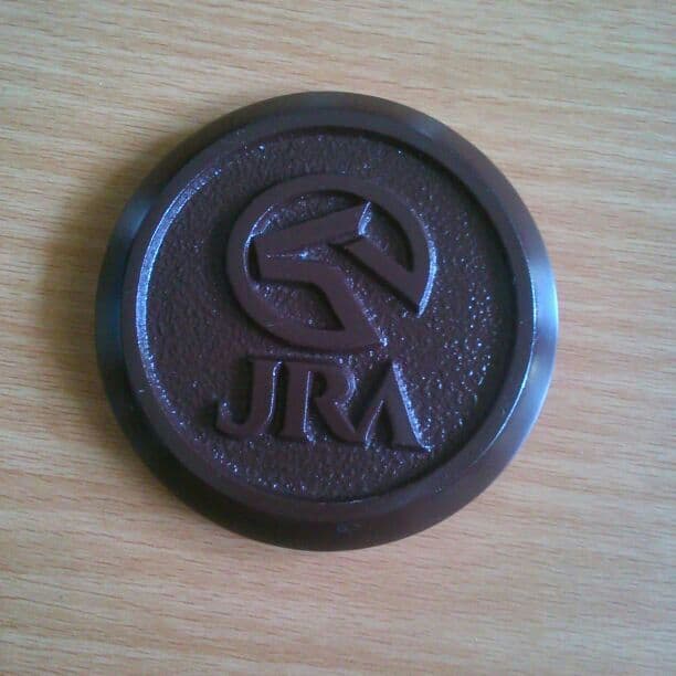 非売品【激レア】東京競馬場のベンチのJRAロゴ