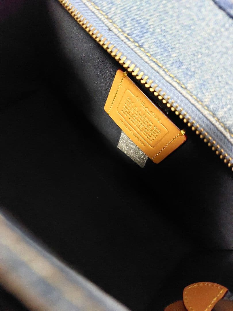 COACH/コーチ カーゴ トート 26 ショルダー CR659