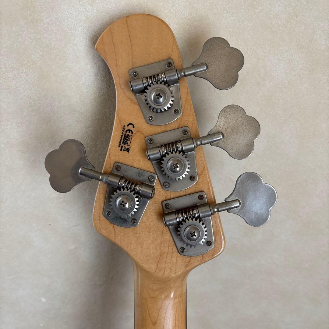 エレキベース ブラック　Sterling Ray34