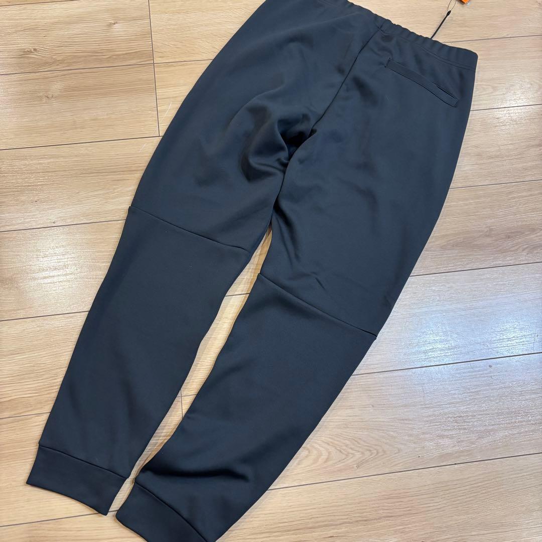 新品　デサント　DESCENTE 上下セット　ヒートナビ　ウォーム スウェット