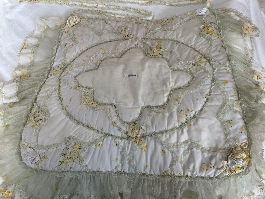 さえら　アキアカネ　64×50 チェアマット