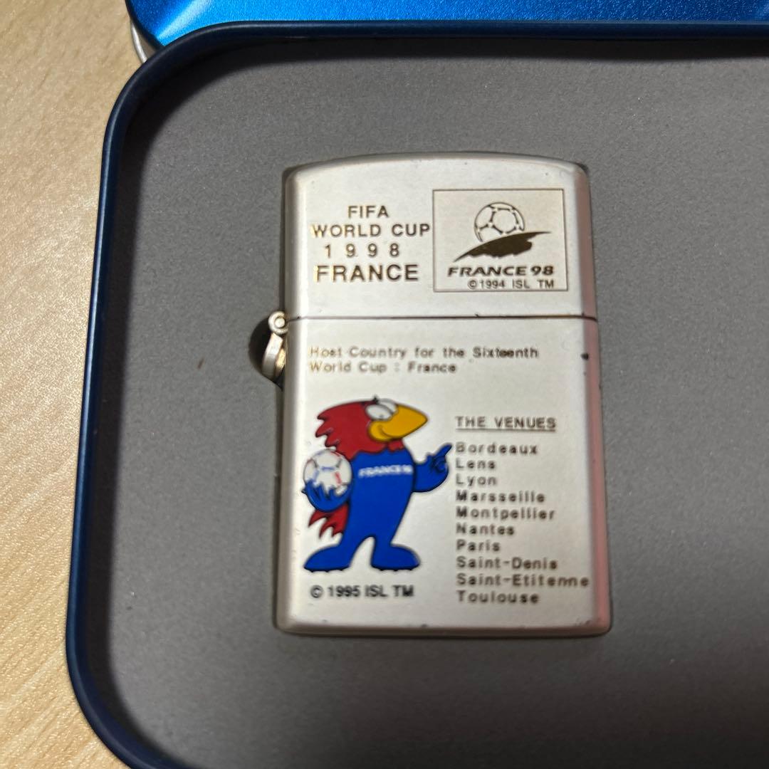 FIFA WORLD CUP 記念ライターとキーホルダー