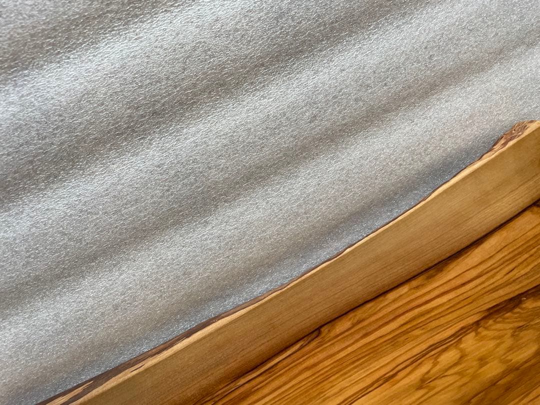 オリーブのカッティングボード